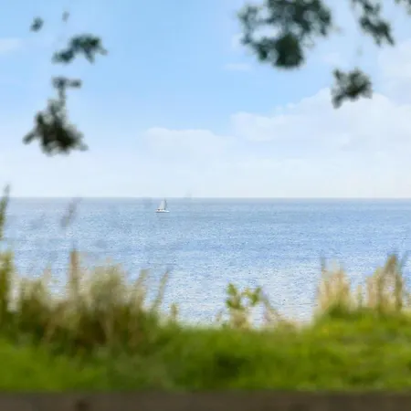 3 Bedroom Stunning In Casa de Férias Gilleleje